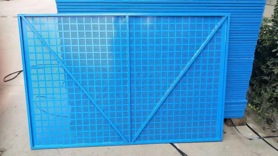 厂家供应蓝色施工防护爬架网 建筑爬架防护网 新型耐用外围安全网